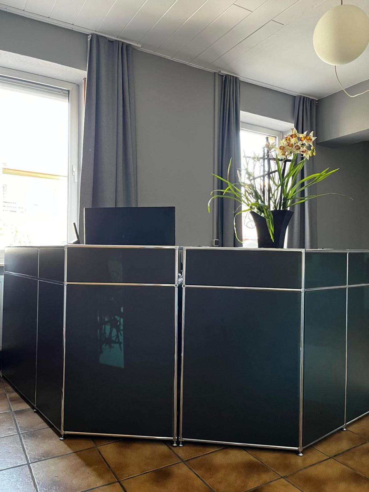 Landgasthof Zur Sonne I Hotel & Restaurant Neuburg am Rhein المظهر الخارجي الصورة