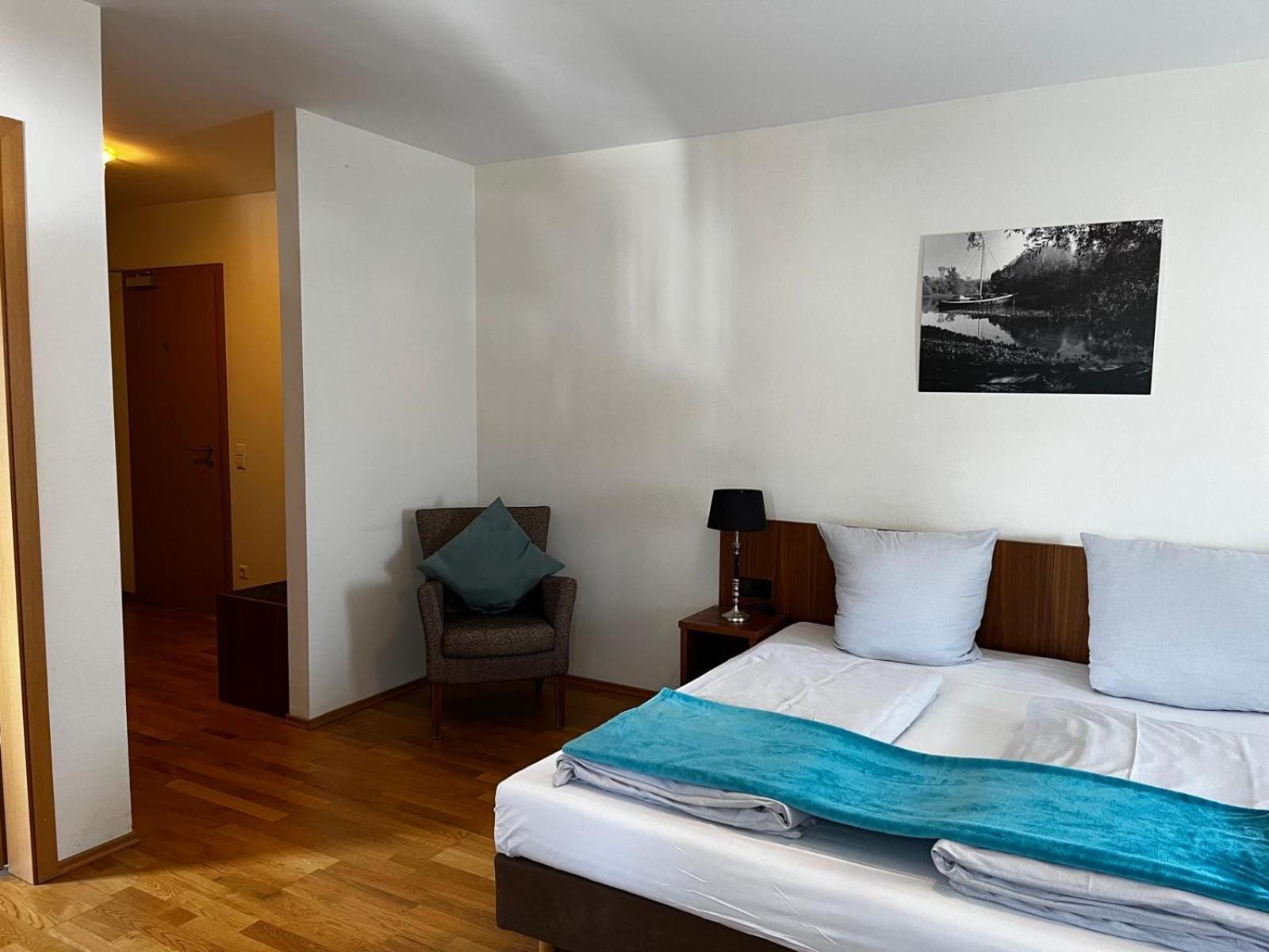 Landgasthof Zur Sonne I Hotel & Restaurant Neuburg am Rhein المظهر الخارجي الصورة
